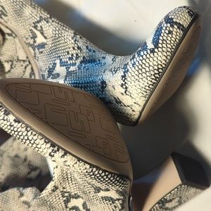 🐍UNISA Thigh High Faux Snake Skin Boots